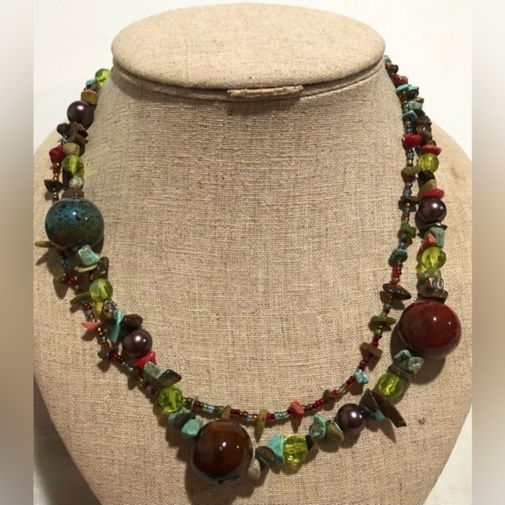 Gemstone Ceramic Brads Necklace